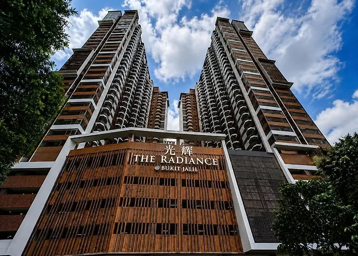 Escape To Radiance Pet Friendly 1Br Balcony شقة فندقية مانيلا
