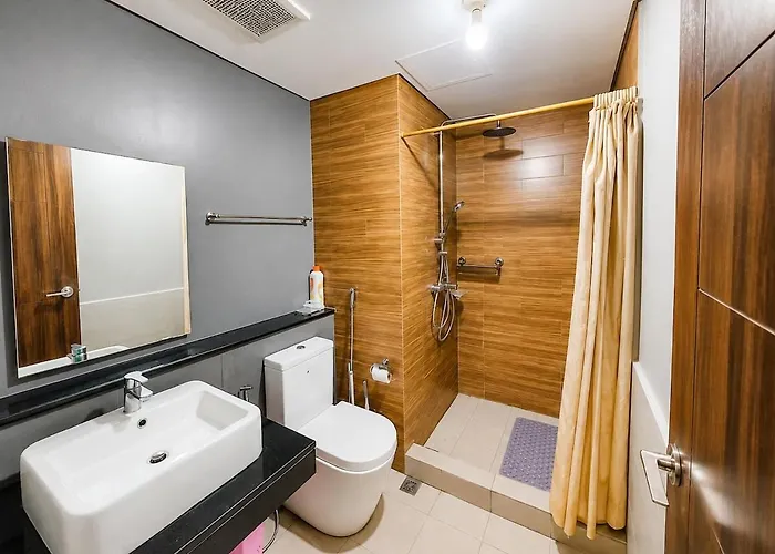 Escape To Radiance Pet Friendly 1Br Balcony 4*